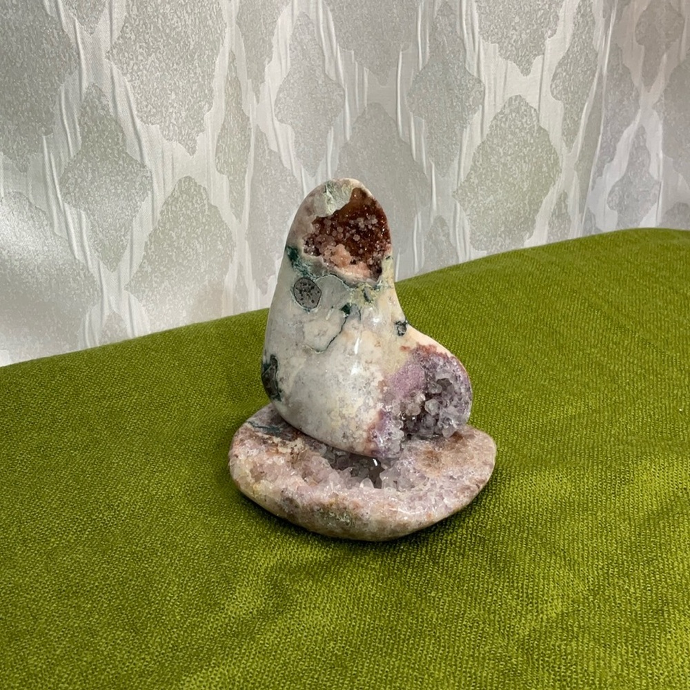 Stone Sculpture -Pink Amethyst Free Form